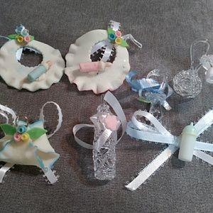 Bundle of baby shower pins